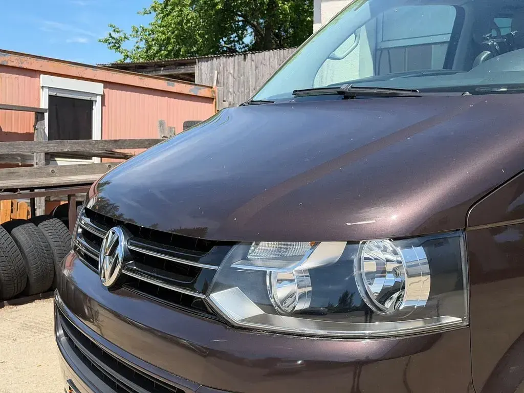 Gebraucht VW Multivan Comfortline 179 PS (131 kW) 2012 Samoa/dark wood Van / Kleinbus