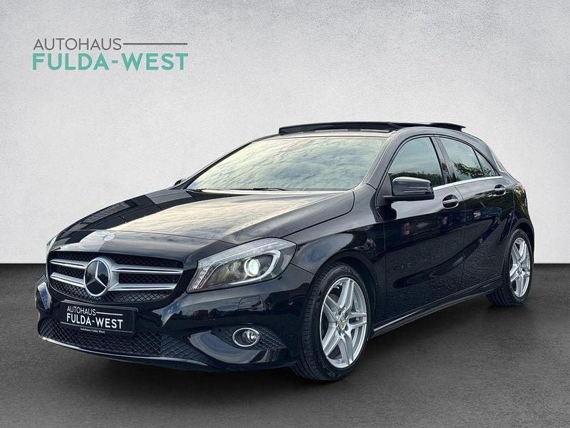 Schwarz Gebraucht 2014 Mercedes A200 Limousine | 13.940 € (Fairer Preis) - Bild 1/4