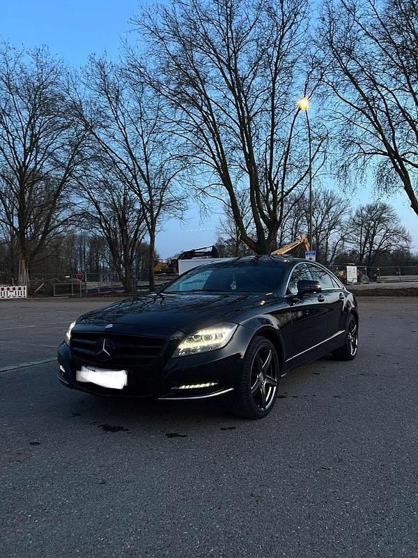 Gebraucht Mercedes CLS350 265 PS (194 kW) 2012 Schwarz Coupé