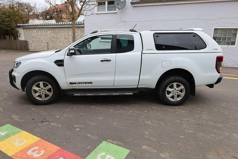 Gebraucht Ford Ranger 213 PS (156 kW) 2021 Weiß Pickup