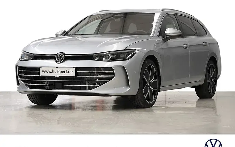 Nowe VW Passat Elegance 272 KM (200 kW) 2026 Srebrny Kombi