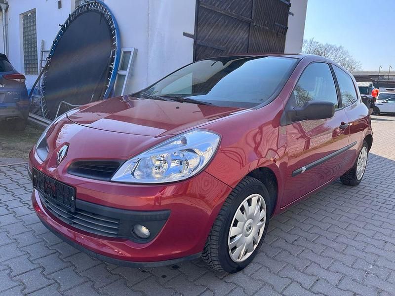 Gebraucht Renault Clio III Expression 75 PS (55 kW) 2005 Rot Kleinwagen