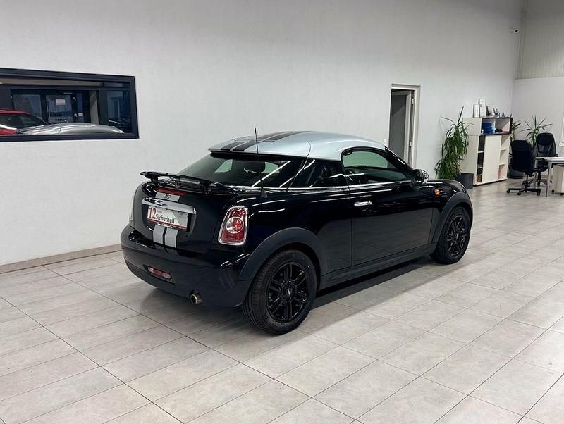 Gebraucht Mini Cooper 122 PS (89 kW) 2012 Schwarz Kleinwagen
