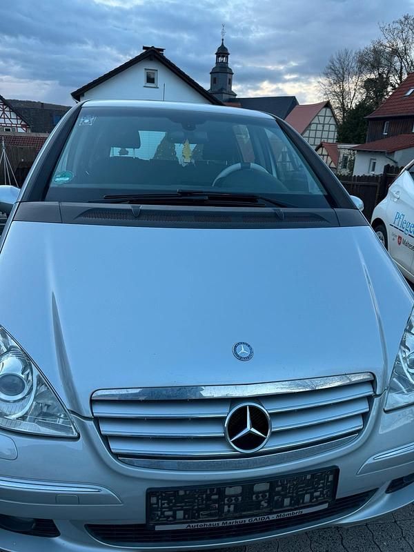 Gebraucht Mercedes A150 95 PS (69 kW) 2007 Grau Kleinwagen