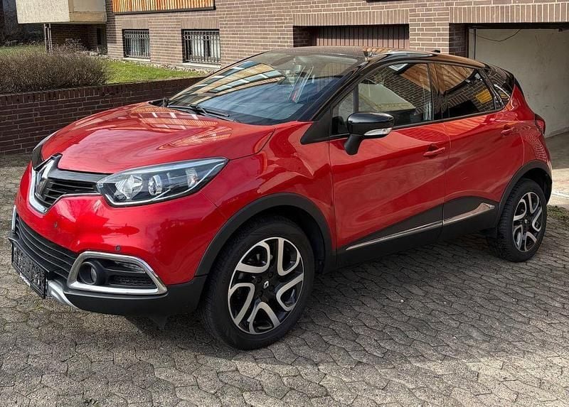 Gebraucht Renault Captur XMOD 118 PS (86 kW) 2016 Rot SUV