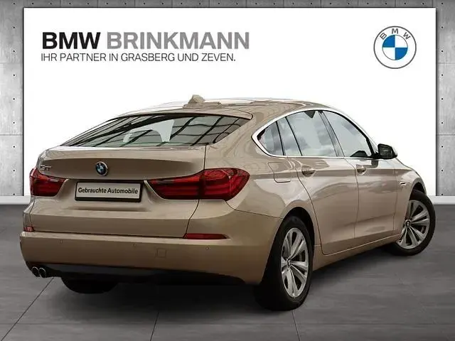 Gebraucht BMW 530 258 PS (189 kW) 2013 Silber Limousine