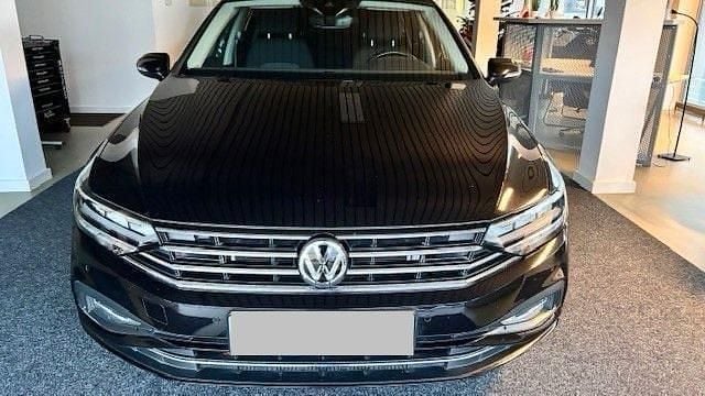 Schwarz Gebraucht 2020 VW Passat Business Kombi | 19.500 € (Superpreis) - Bild 1/4