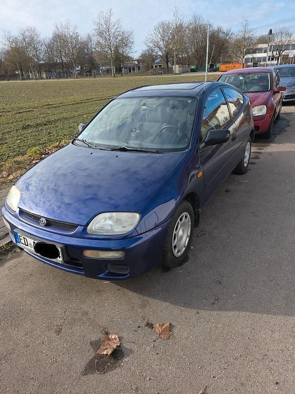 Gebraucht Mazda 323C 114 PS (83 kW) 1995 Blau Limousine