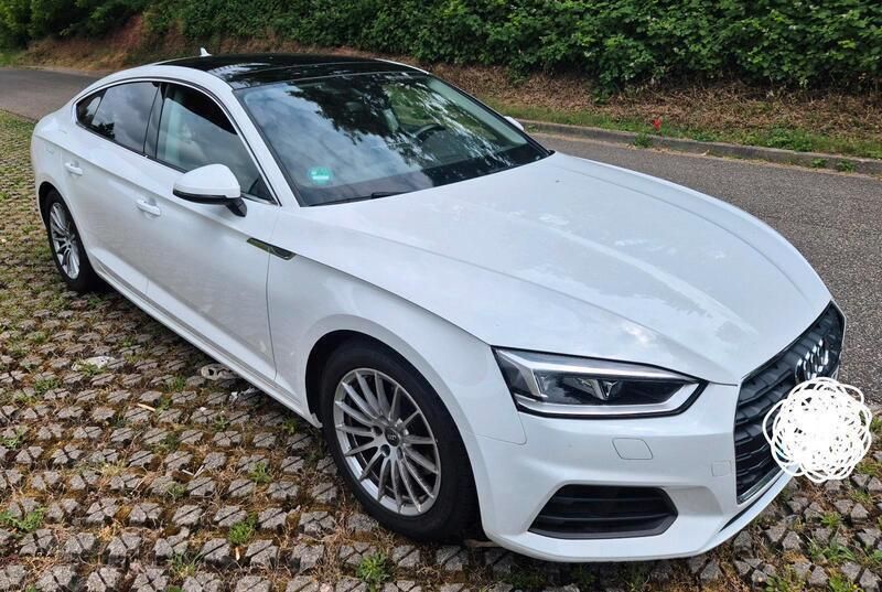 Weiß Gebraucht 2018 Audi A5 Sportback S-Line Limousine | 23.000 € (Superpreis) - Bild 1/4