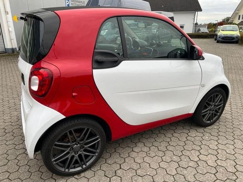 Gebraucht Smart ForTwo Coupé Brabus 90 PS (66 kW) 2018 Rot Coupé