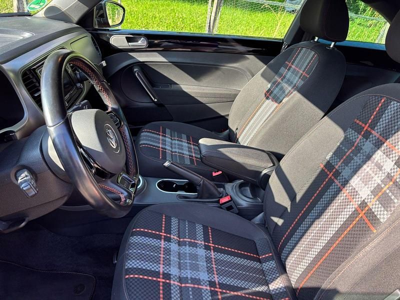Orange Gebraucht 2016 VW Beetle Limousine | 14.650 € (Etwas zu teuer) - Bild 1/4