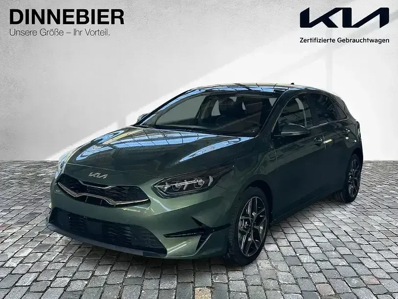 Neu Kia Ceed Platinum 140 PS (102 kW) 2026 Grün Kleinwagen