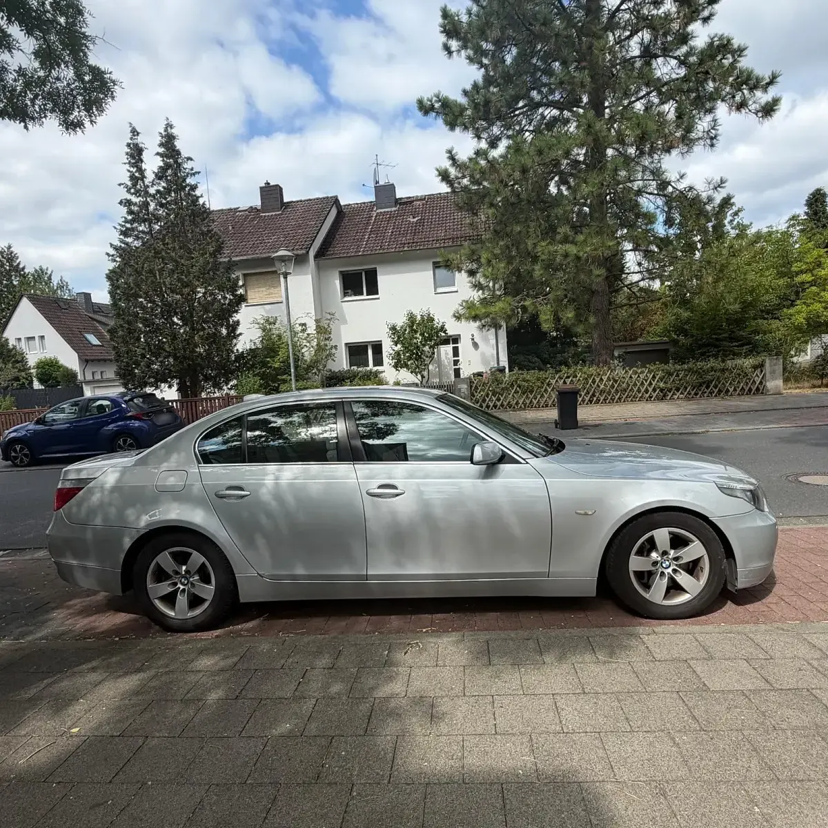 Gebraucht BMW 520 170 PS (125 kW) 2004 Silber Limousine