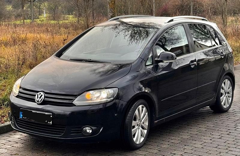 Schwarz Gebraucht 2010 VW Golf VI Team Limousine | 7.499 € (Fairer Preis) - Bild 1/3