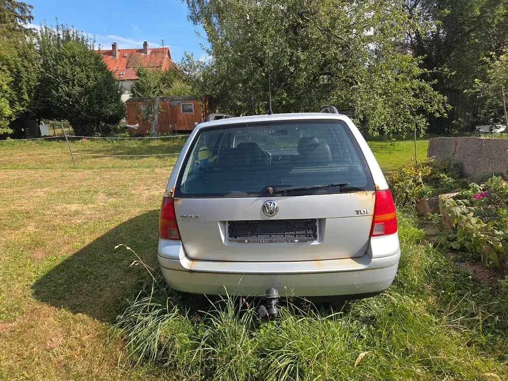 Gebraucht VW Golf IV Basis 116 PS (85 kW) 2000 Silber Kombi