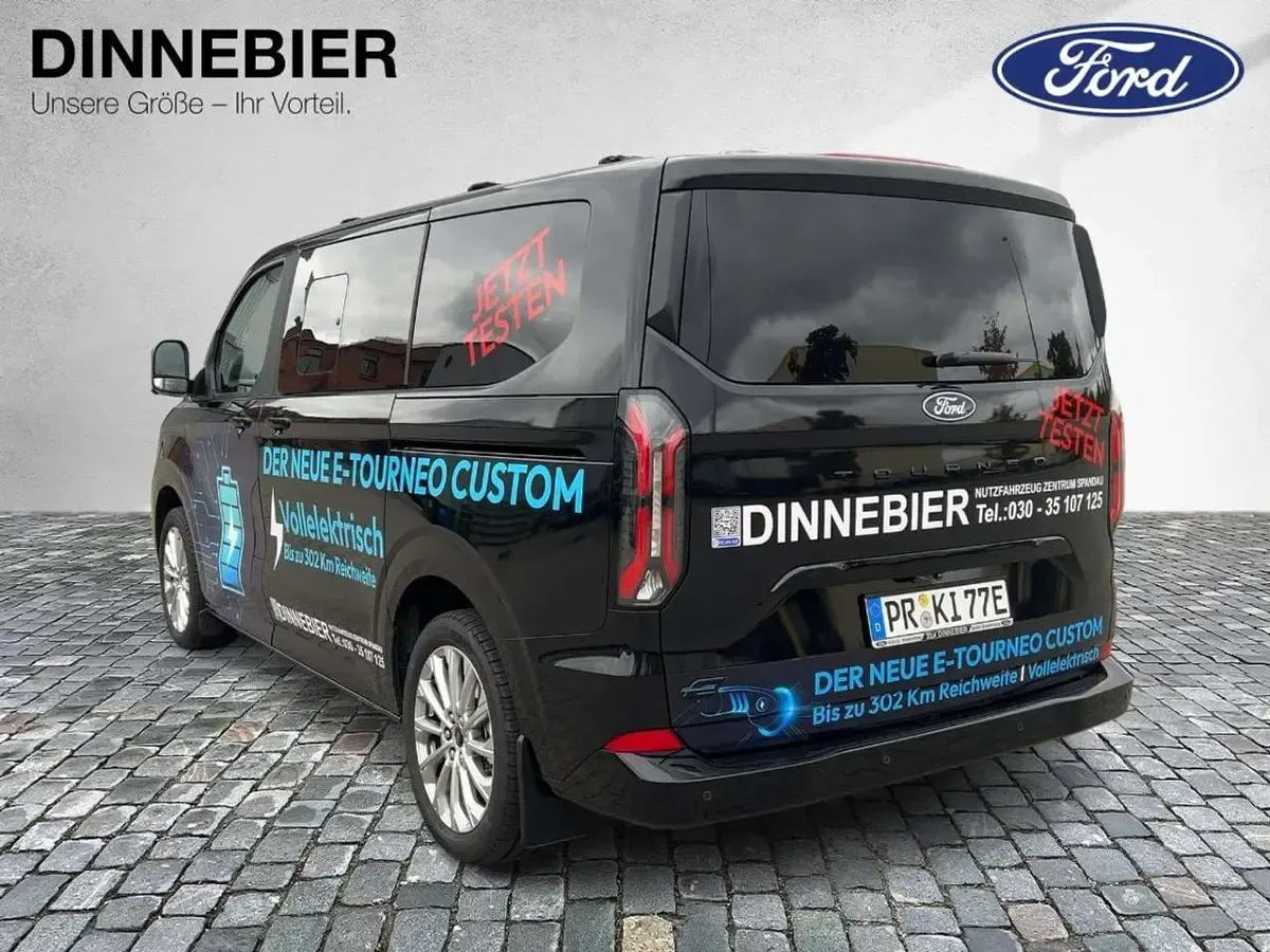 Gebraucht Ford Tourneo Custom Titanium X 160 kW (218 PS) 2024 Schwarz Van
