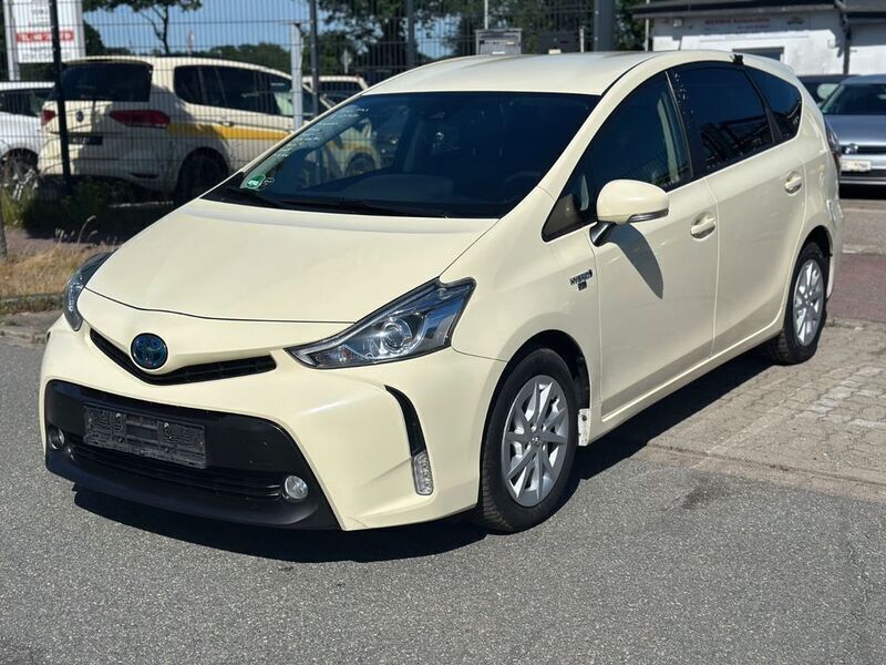 Weiß Gebraucht 2021 Toyota Prius+ Van / Kleinbus | 15.900 € (Guter Preis) - Bild 1/4