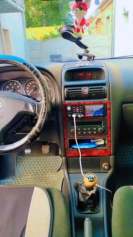 Gebraucht Opel Astra 101 PS (74 kW) 2001 Grau Coupé