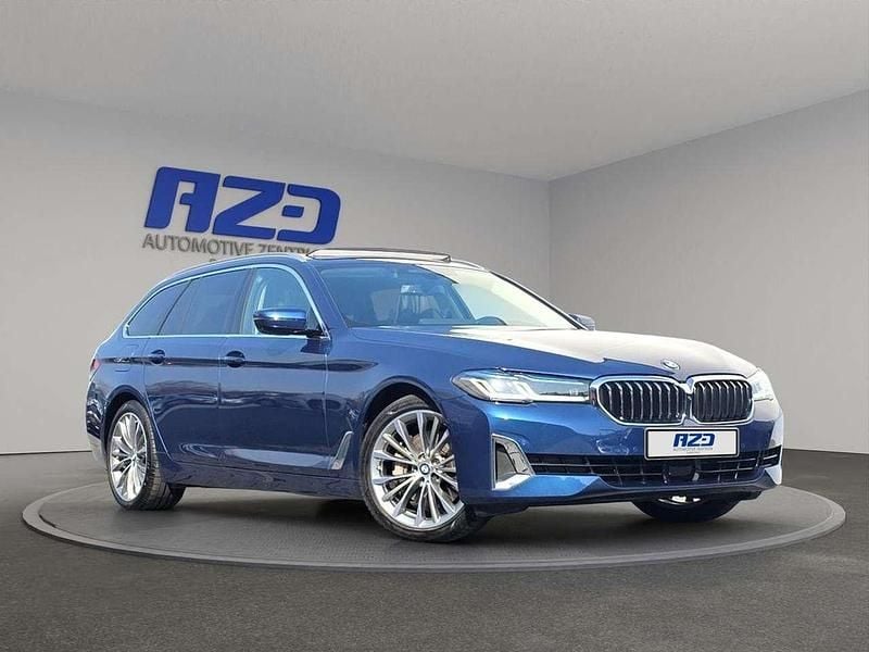 Gebraucht BMW 540 340 PS (250 kW) 2023 Phytonicblau metallic Kombi