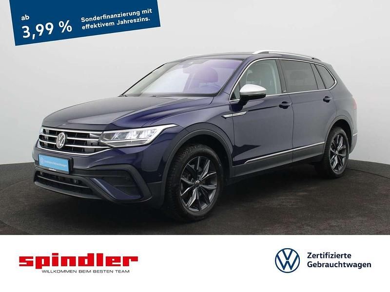 Atlantic blue metallic Gebraucht 2023 VW Tiguan Allspace Move SUV | 38.660 € (Superpreis) - Bild 1/3