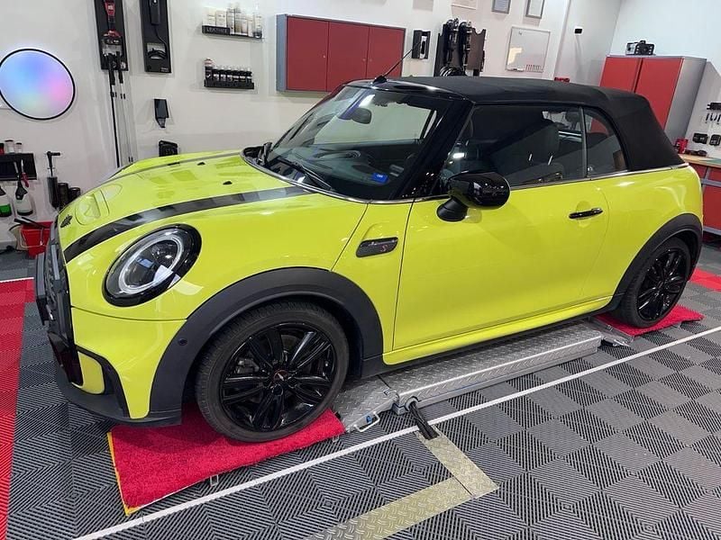 Gelb Gebraucht 2021 Mini John Cooper Works Kleinwagen | 26.700 € (Fairer Preis) - Bild 1/4