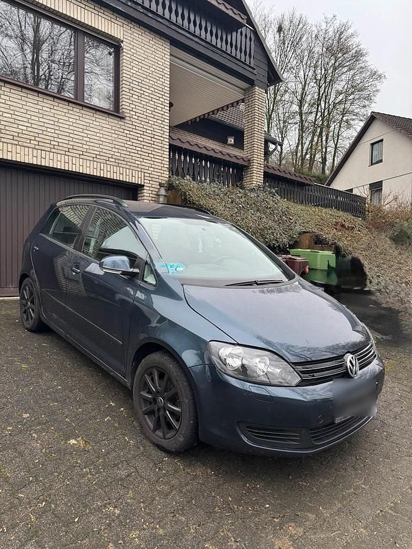 Gebraucht VW Golf VI 102 PS (75 kW) 2010 Blau Kleinwagen