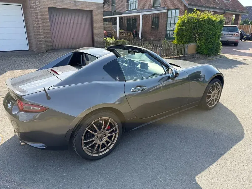 Gebraucht Mazda MX5 132 PS (97 kW) 2019 Grau Cabrio