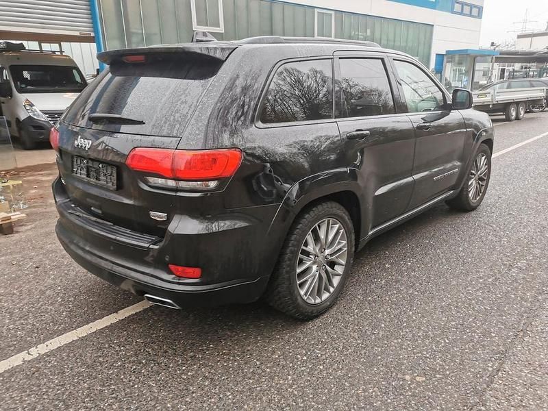 Gebraucht Jeep Grand Cherokee Summit 250 PS (183 kW) 2019 Schwarz SUV
