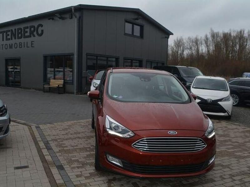 Gebraucht Ford C-MAX Titanium 125 PS (91 kW) 2017 Rot Van / Kleinbus