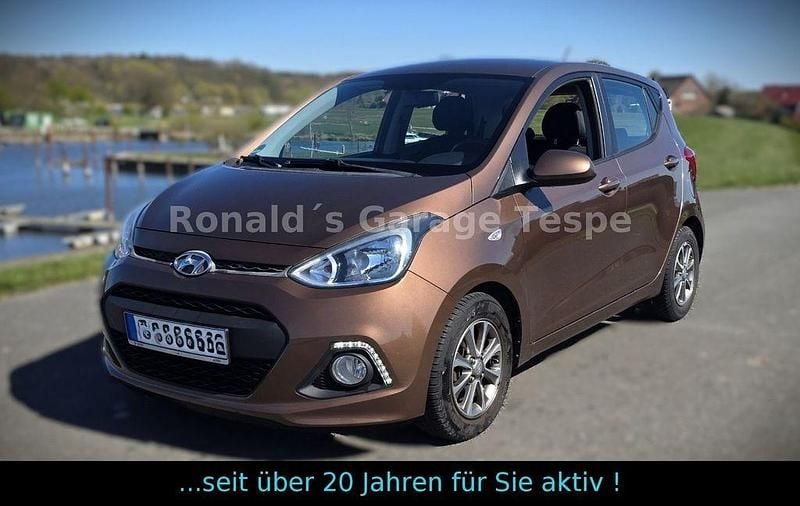 Gebraucht Hyundai i10 Trend 67 PS (49 kW) 2014 Braun Kleinwagen
