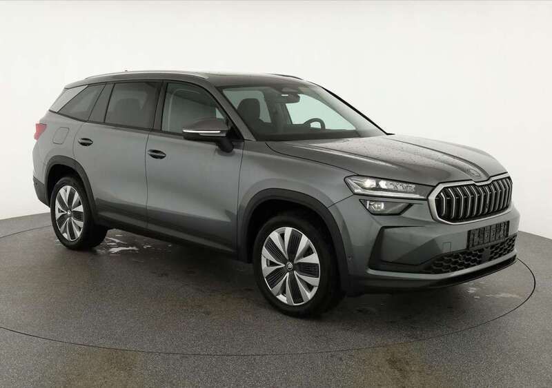 Black magic perleffekt Neu 2024 Skoda Kodiaq SportLine SUV | 49.045 € (Fairer Preis) - Bild 1/4
