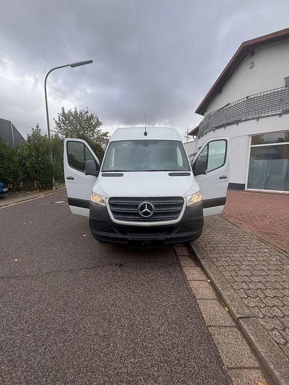 Weiß Gebraucht 2019 Mercedes Sprinter Van | 18.433 € (Guter Preis) - Bild 1/4