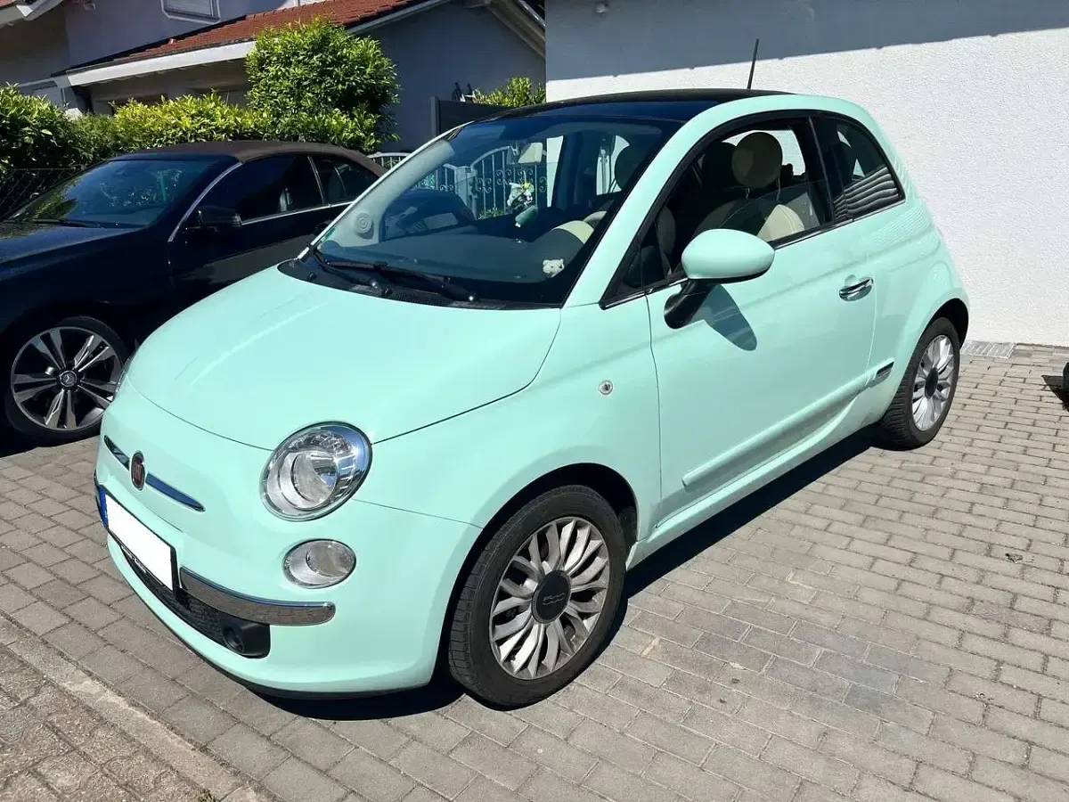 Gebraucht Fiat 500 Lounge 69 PS (50 kW) 2014 Colore esterno lattementa grün Kleinwagen