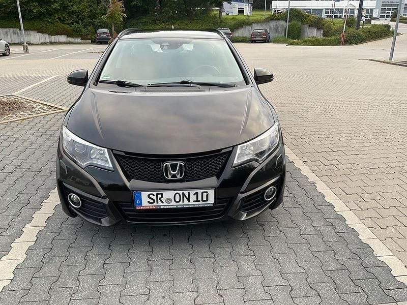 Braun Gebraucht 2017 Honda Civic Elegance Kombi | 8.500 € (Guter Preis) - Bild 1/4