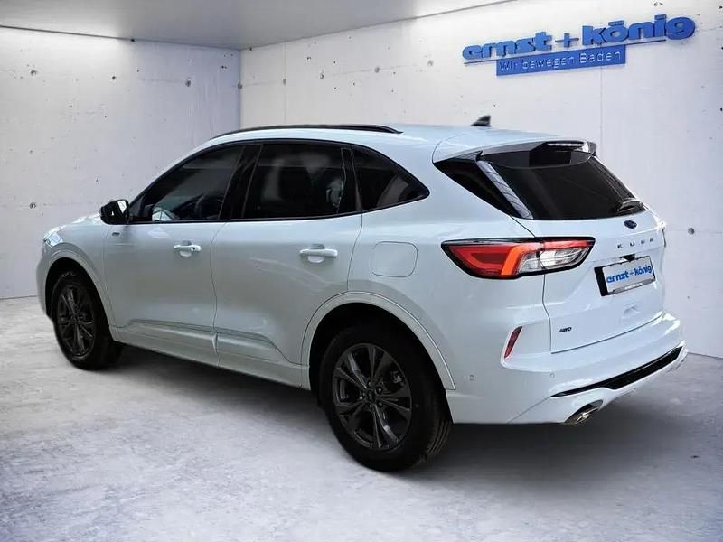 Gebraucht Ford Kuga ST-Line X 120 PS (88 kW) 2023 Frozen white SUV