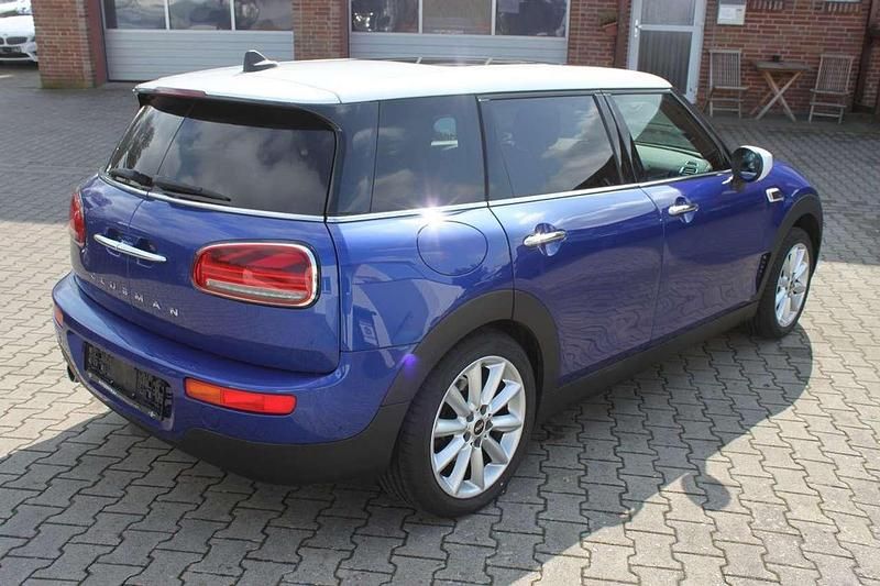 Gebraucht Mini Cooper Clubman 136 PS (100 kW) 2021 Starlight blue metallic Kombi