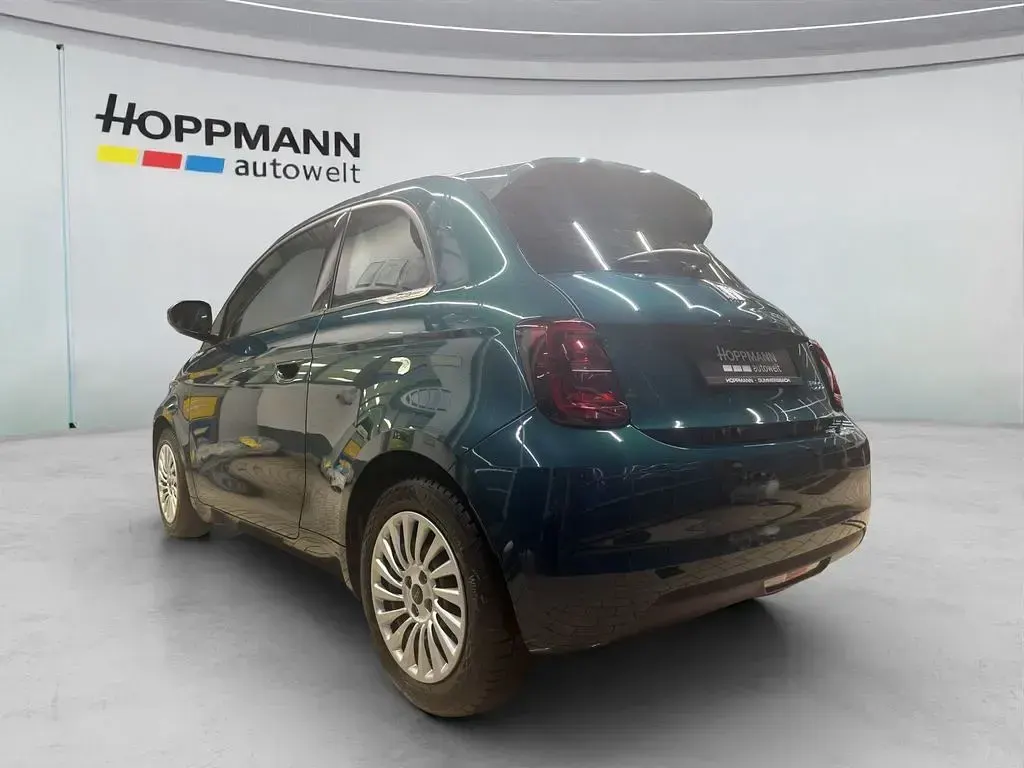 Gebraucht Fiat 500e Action 69 kW (95 PS) 2022 Grün Limousine