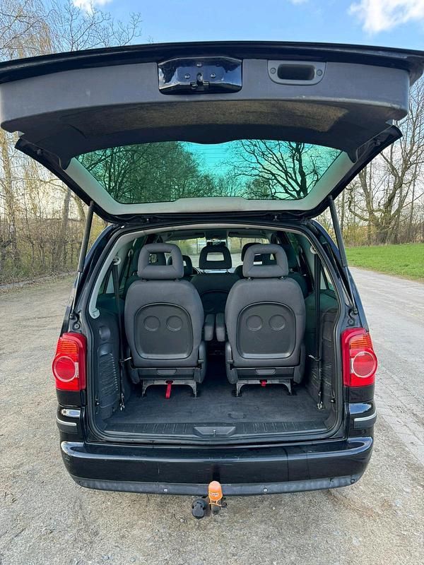 Gebraucht VW Sharan 140 PS (102 kW) 2007 Schwarz Van / Kleinbus