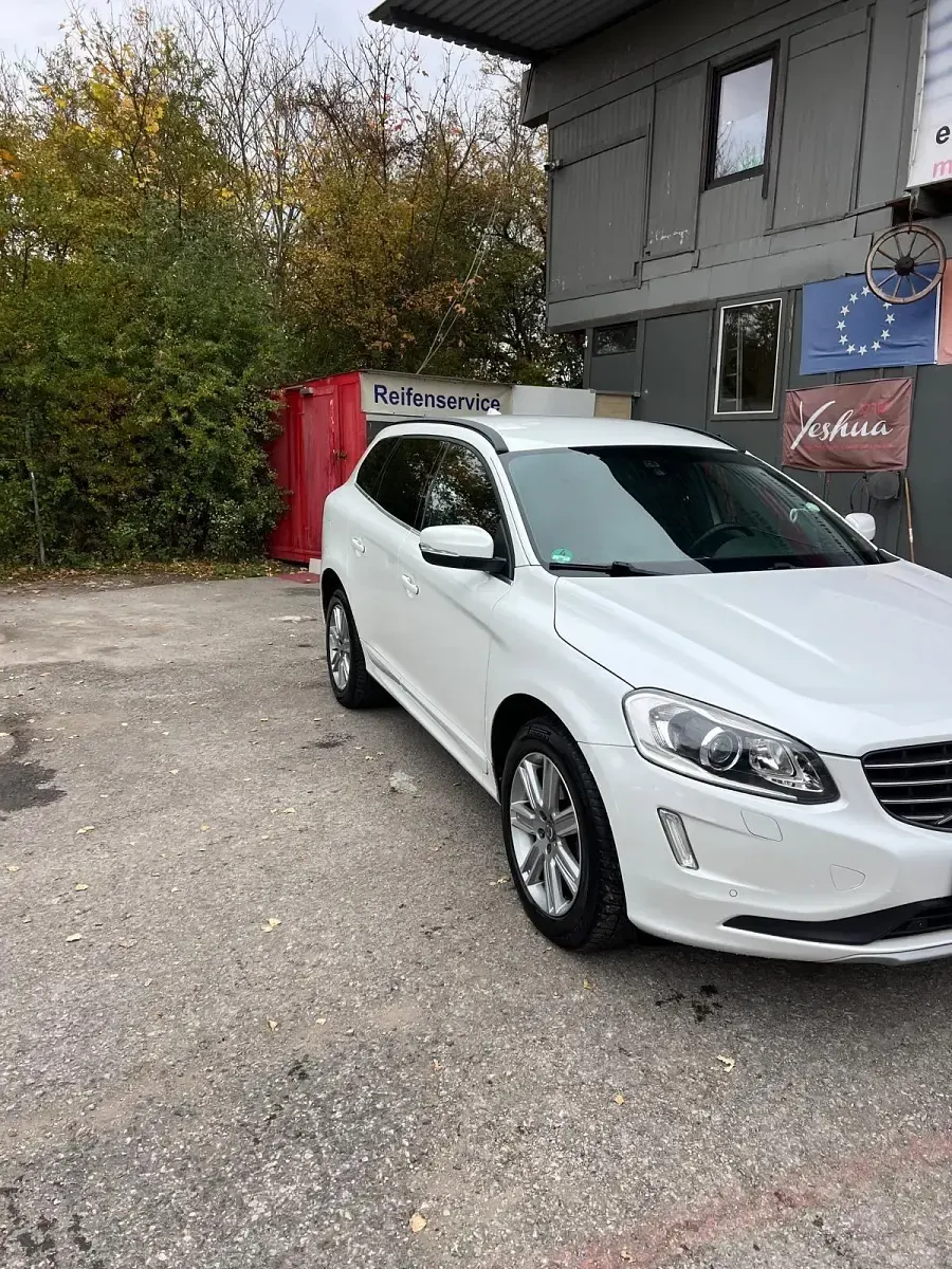 Gebraucht Volvo XC60 2016 Weiß SUV