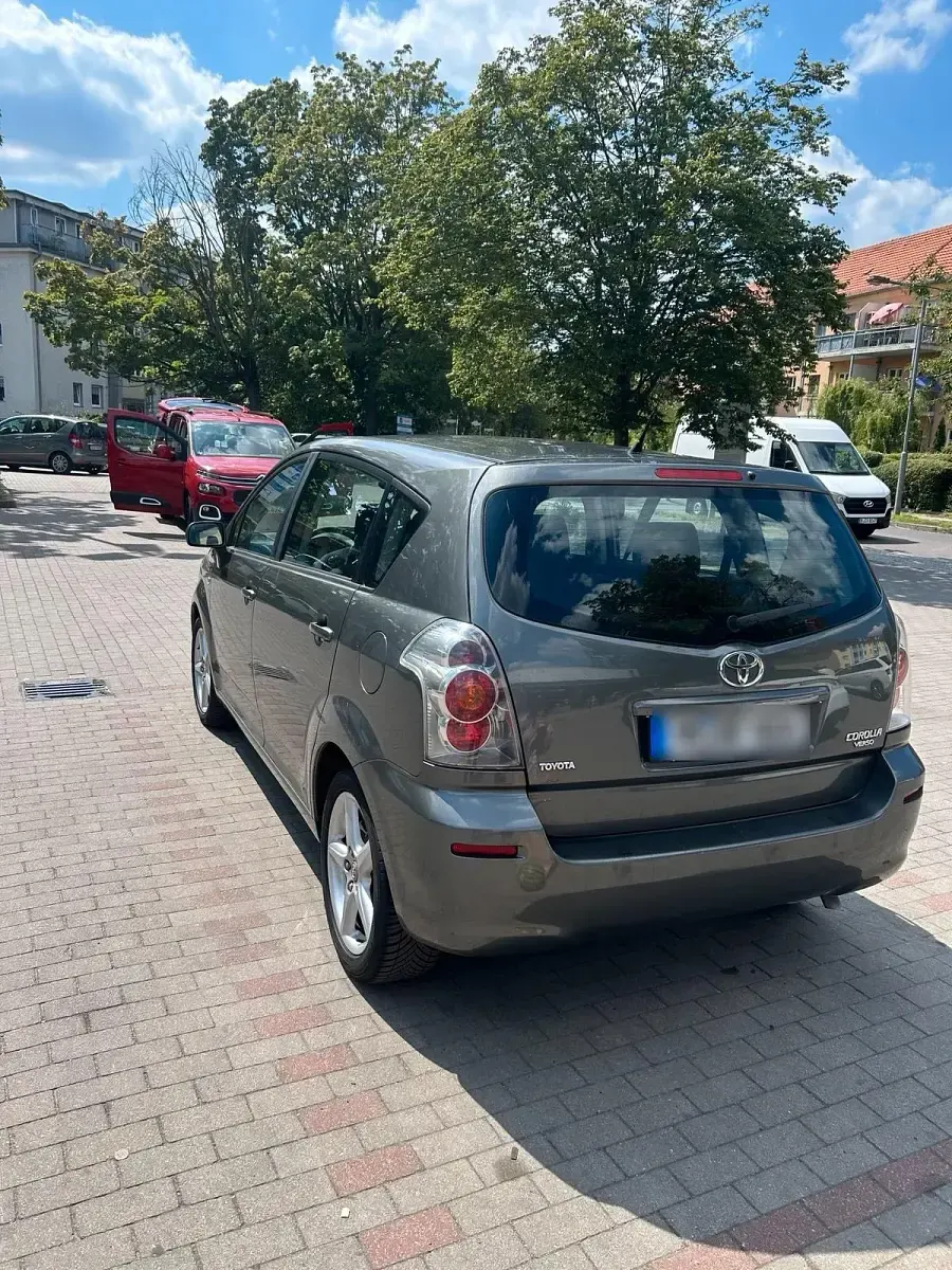 Gebraucht Toyota Corolla 129 PS (94 kW) 2007 Grau Kombi