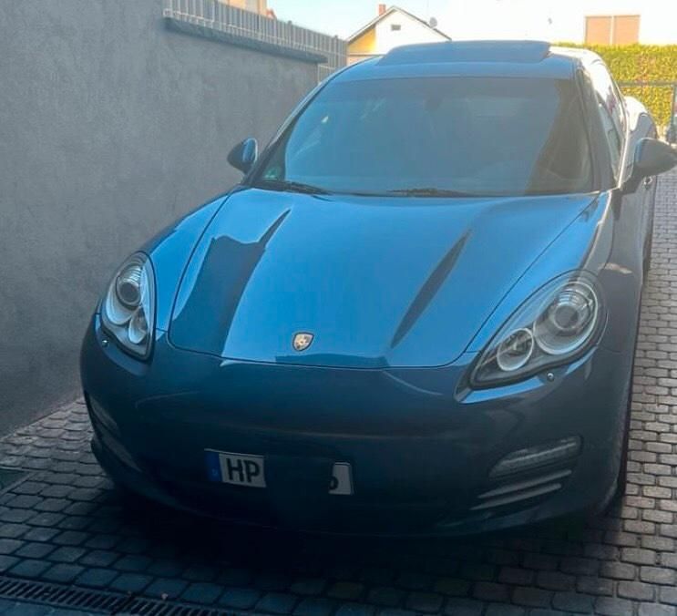 Blau Gebraucht 2011 Porsche Panamera 4S Limousine | 21.500 € (Superpreis) - Bild 1/4