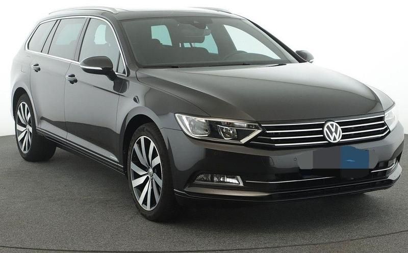 Grau Gebraucht 2019 VW Passat Comfortline Kombi | 16.300 € (Fairer Preis) - Bild 1/4