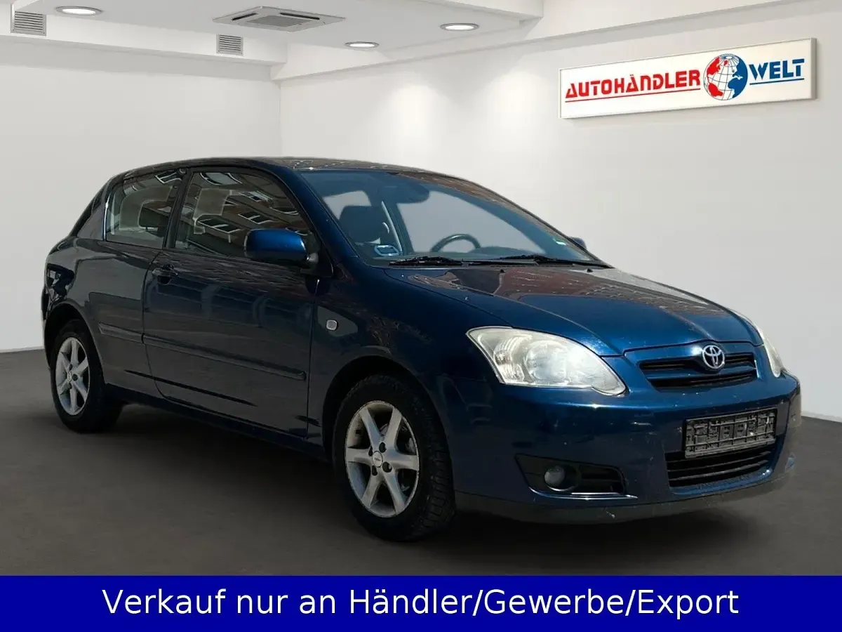 Gebraucht Toyota Corolla 97 PS (71 kW) 2005 Dark blue mica metallic Limousine