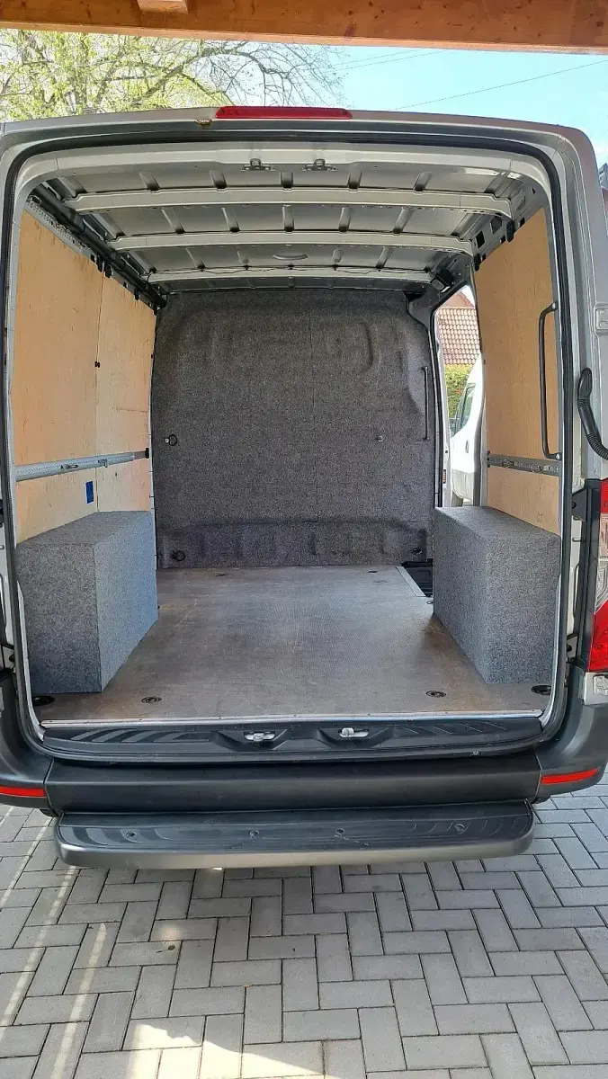 Gebraucht Mercedes Sprinter 143 PS (105 kW) 2019 Silber Van