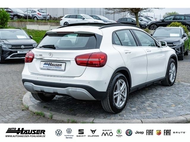 Gebraucht Mercedes GLA180 Style 122 PS (89 kW) 2019 Weiß SUV