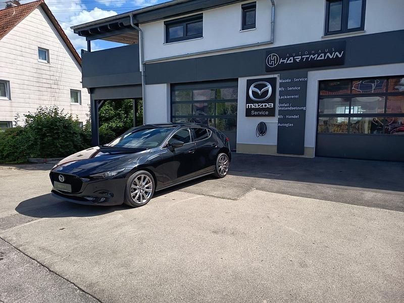 Schwarz Gebraucht 2021 Mazda 3 Selection Limousine | 18.250 € (Guter Preis) - Bild 1/4