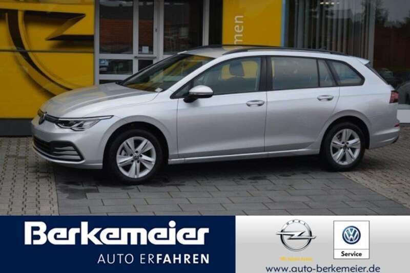 Reflexsilber Neu 2024 VW Golf VIII Life Kombi | 29.790 € (Guter Preis) - Bild 1/4