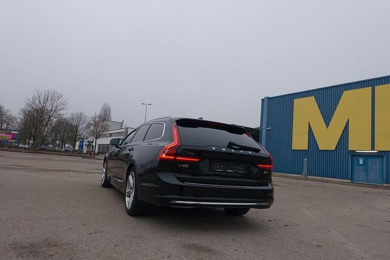 Gebraucht Volvo V90 Plus 197 PS (144 kW) 2022 Schwarz Kombi