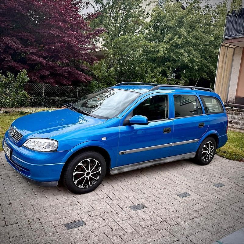 Blau Gebraucht 1999 Opel Astra Kombi | 1.000 € (Fairer Preis) - Bild 1/4