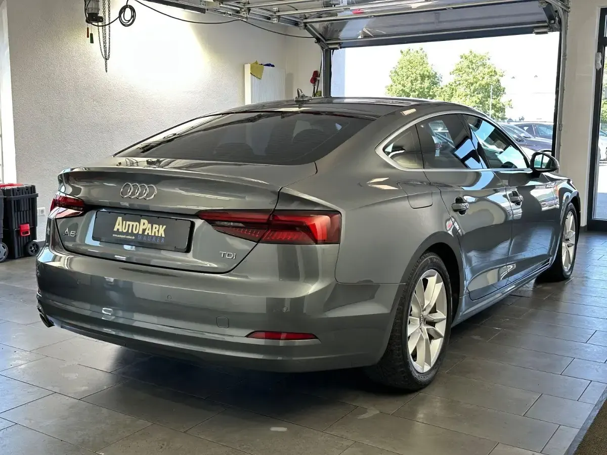 Gebraucht Audi A5 150 PS (110 kW) 2018 Grau Coupé